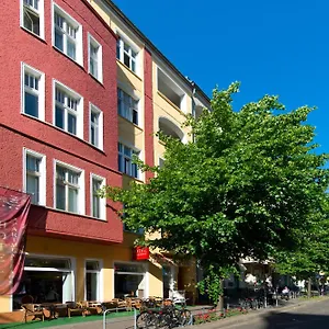 & Zarenhof Friedrichshain Hotel